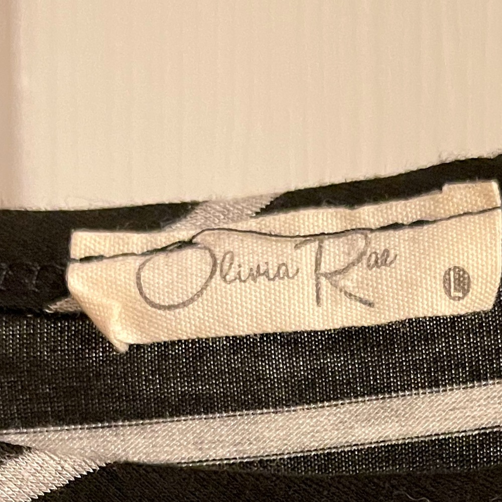 Target Top - Picture 3 of 3